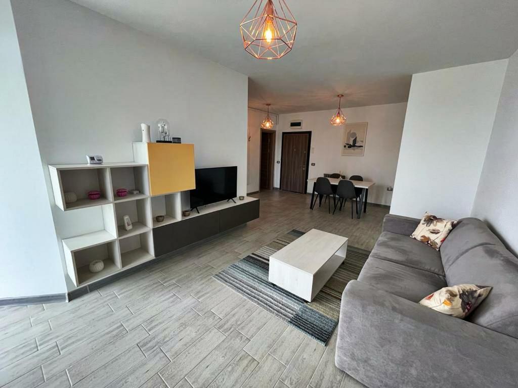 Dragomir Apartments Alezzi 1 Năvodari Extérieur photo